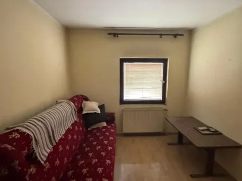 Prodaja, kuća, 270m², Jajinci, Voždovac Sve Podlokacije - image 10
