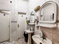 Izdavanje, poslovni prostor, 137m², Centar, Podgorica - image 10