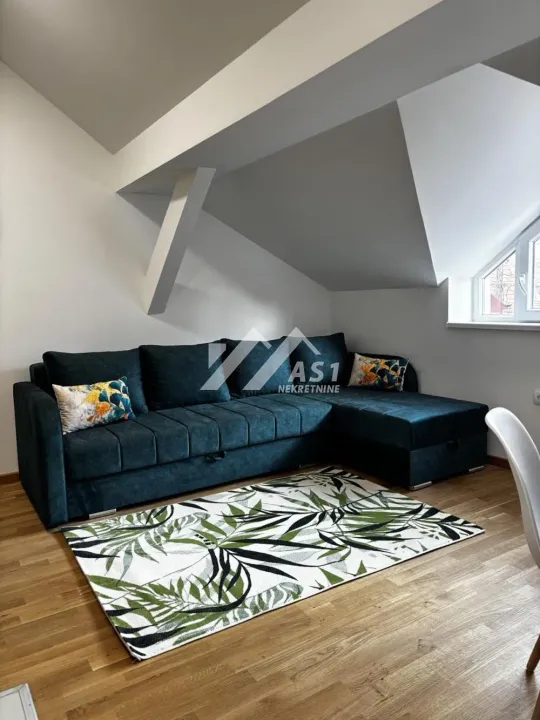 Rent, three bedroom apartment, 65m², Salajka, Novi Sad Sve Podlokacije