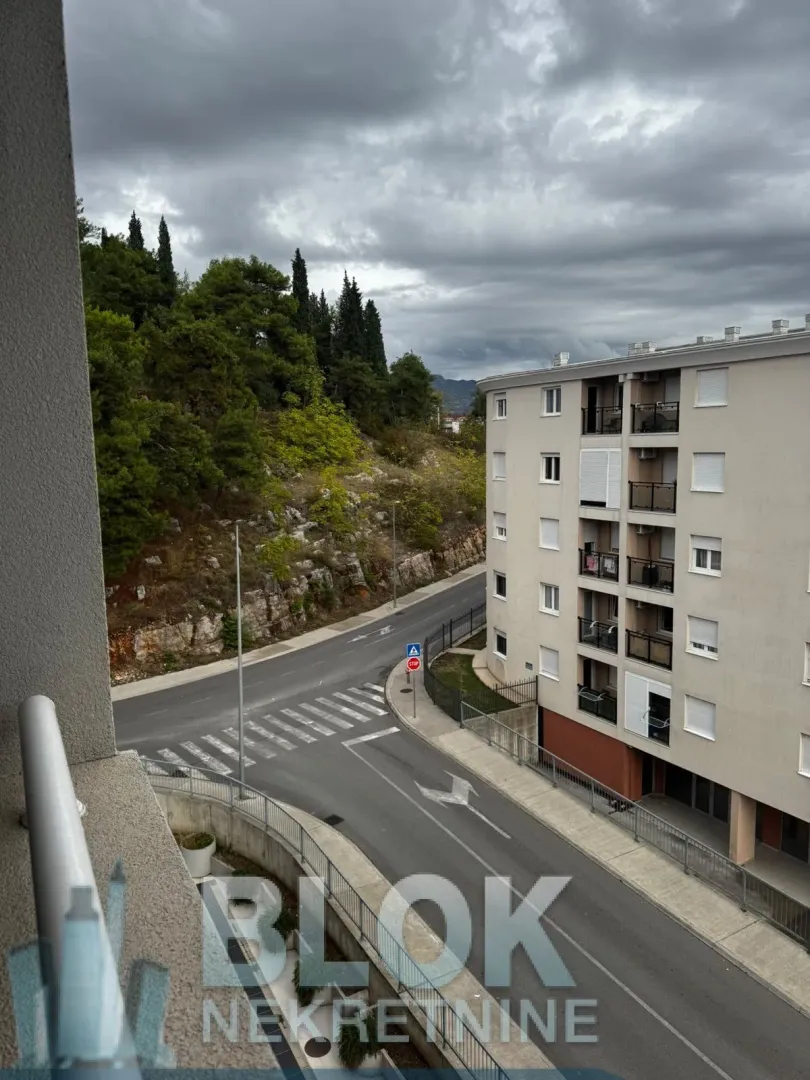 Izdavanje, jednosoban stan, 49m², Ljubović, Podgorica