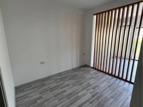 Sale, studio apartment, 41m², Centar, Bar - image 2