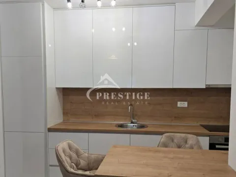 Izdavanje, jednosoban stan, 45m², City Kvart, Podgorica - image 5