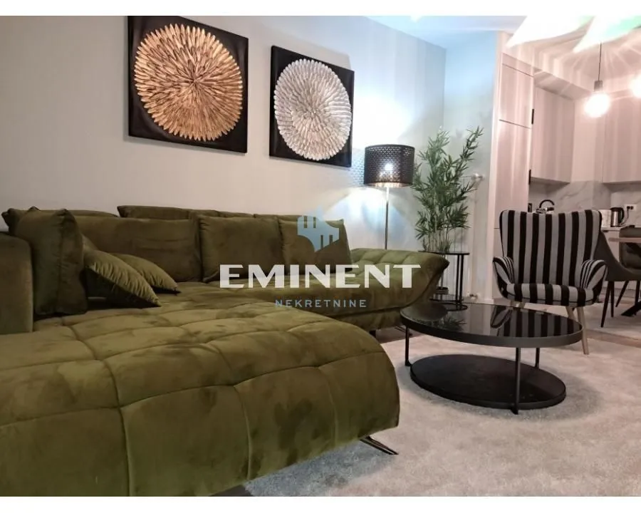 Rent, three bedroom apartment, 72m², Savski Venac, Beograd