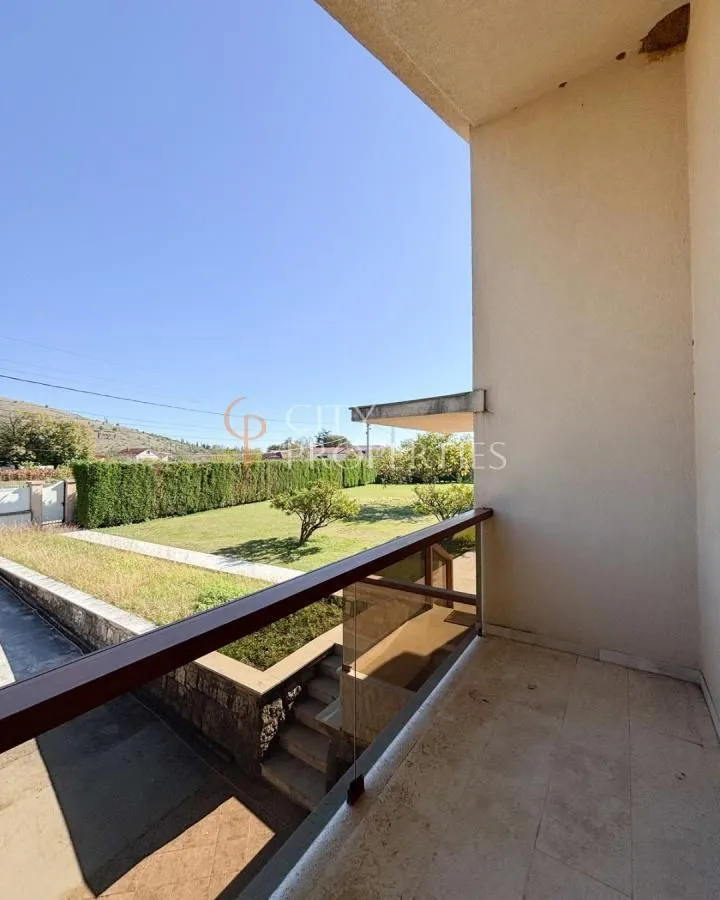 Rent, house, 135m², Dajbabe, Podgorica