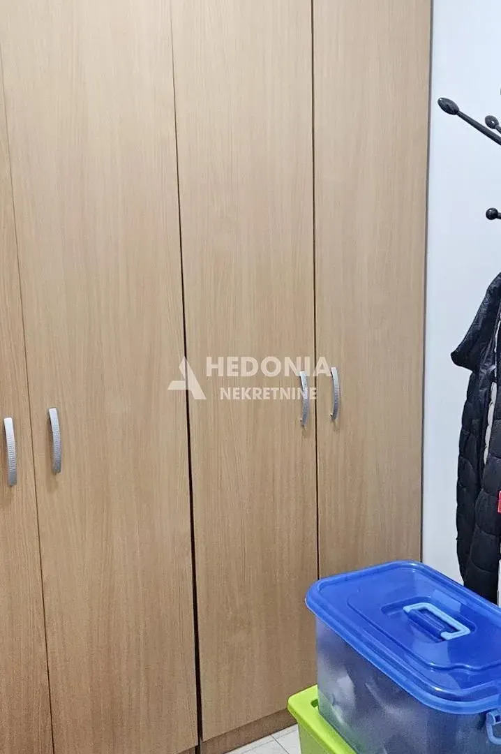 Prodaja, dvosoban stan, 51m², Ledine, Beograd