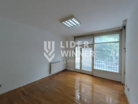 Prodaja, trosoban stan, 70m², Vukov Spomenik, Zvezdara Sve Podlokacije - image 9