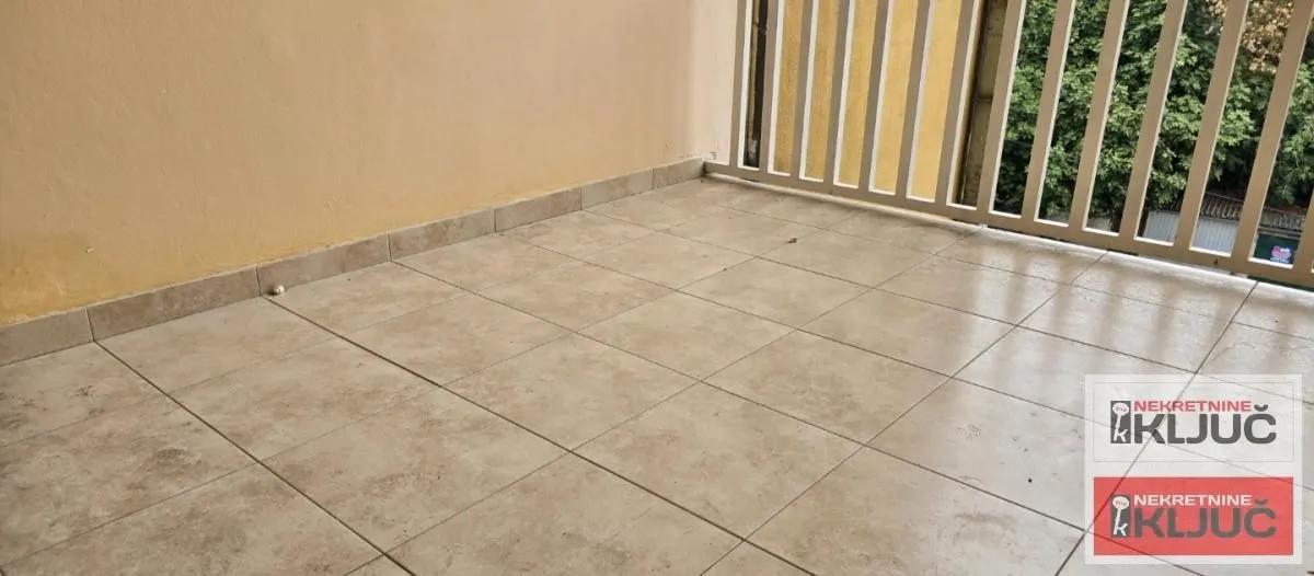 Izdavanje, trosoban stan, 99m², Kej, Novi Sad Sve Podlokacije