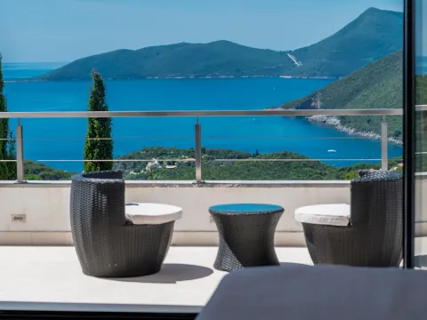 Rent, house, 240m², Luštica, Herceg Novi - image 14
