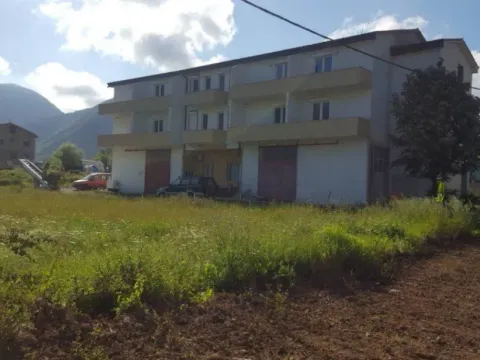 Izdavanje,  poslovni prostor, 280m2, Lastva Grbaljska, Kotor