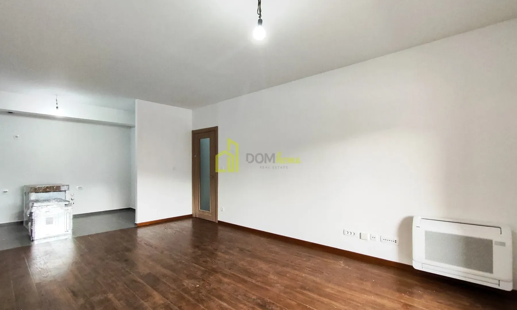 Izdavanje, trosoban stan, 96m², Master Kvart, Podgorica