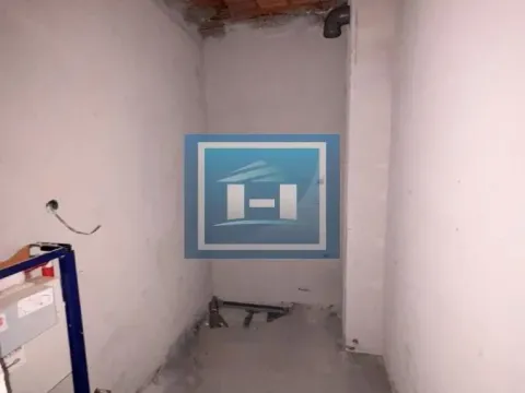 Prodaja, jednosoban stan, 65m², Centar, Jagodina - image 9