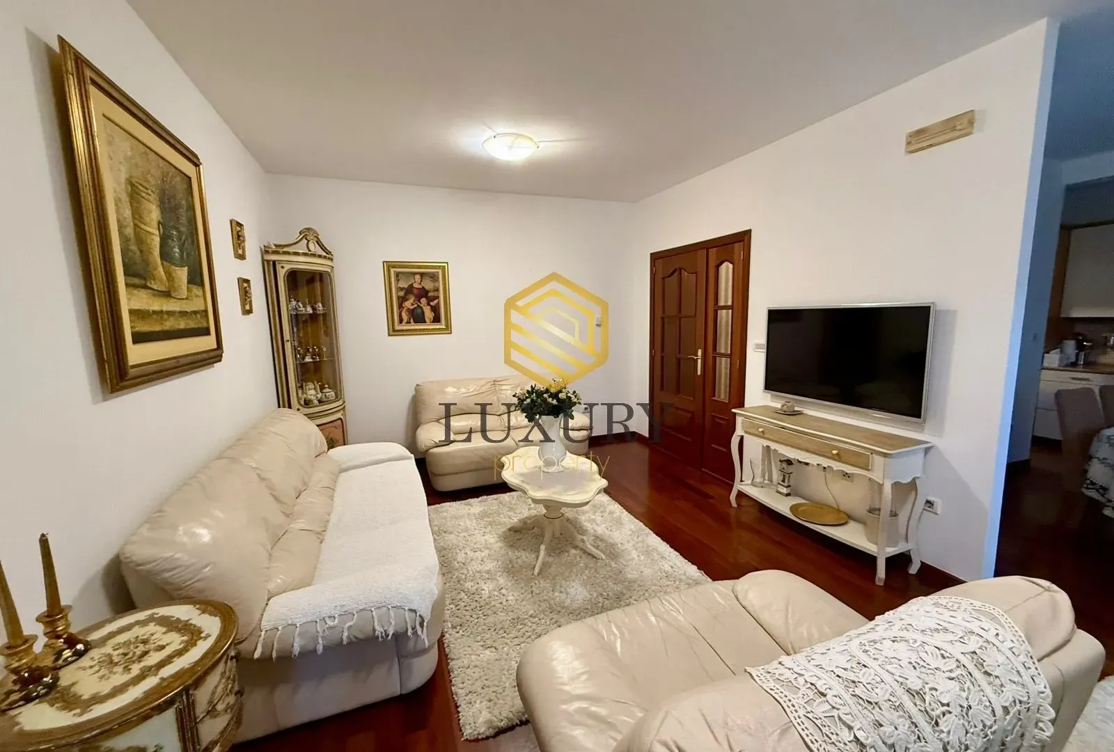 Rent, three bedroom apartment, 110m², Gorica C, Podgorica