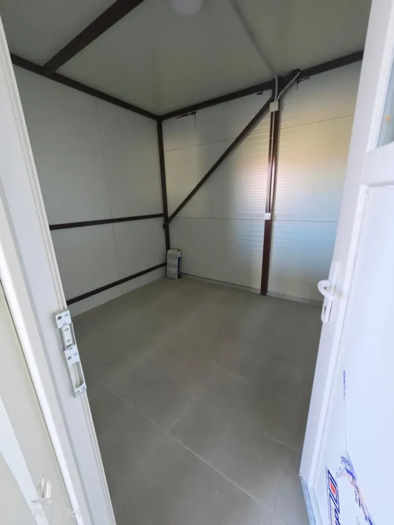 Rent, office space, 205m², Batajnica, Beograd