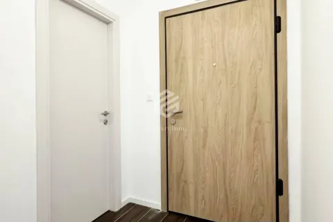 Prodaja, jednosoban stan, 50m², Tološi, Podgorica - image 4