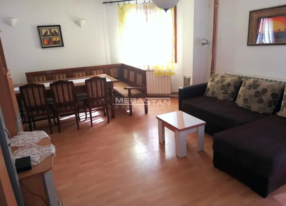 Prodaja, trosoban stan, 72m², Zemun Centar, Zemun Sve Podlokacije