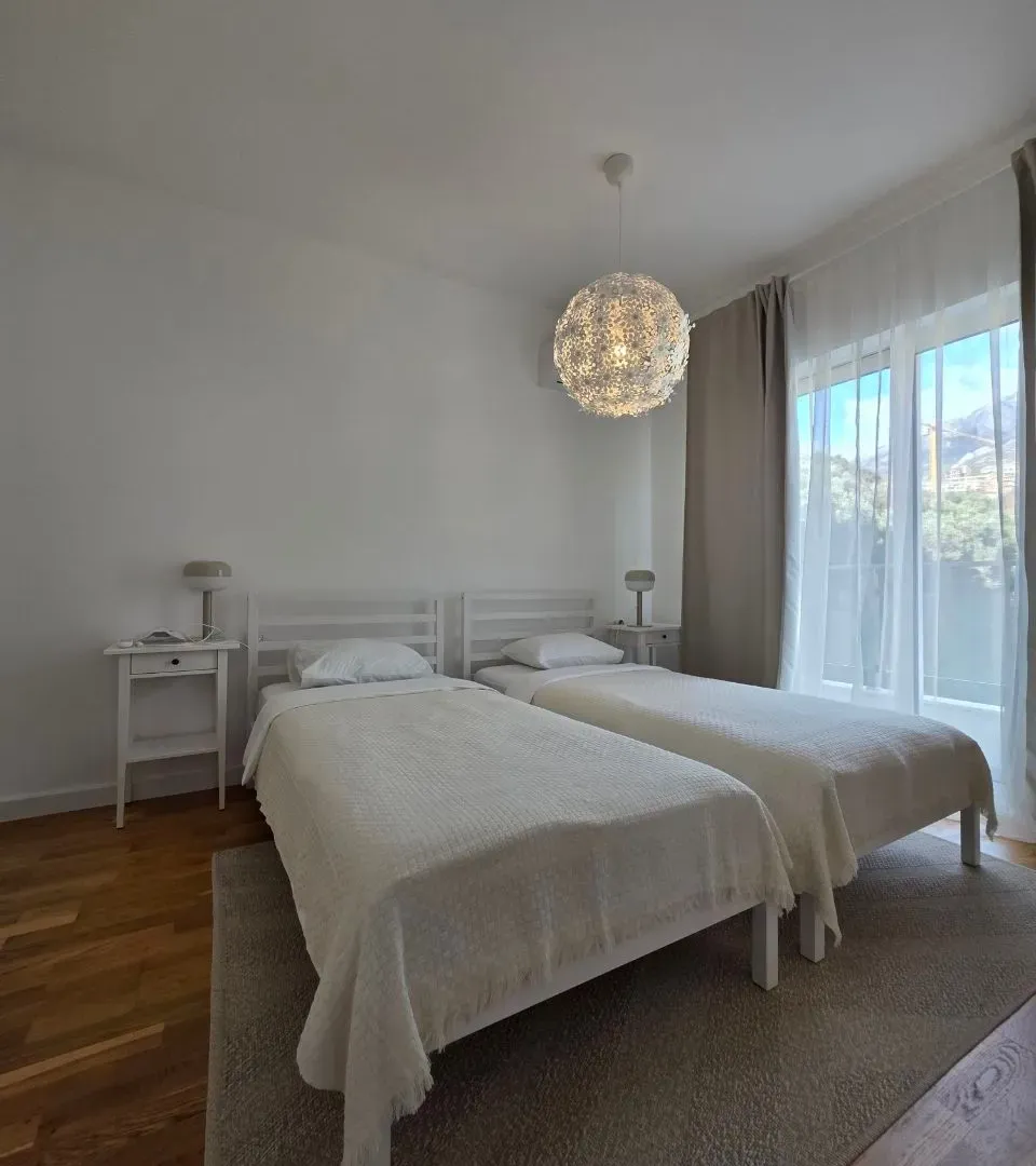 Sale, two bedroom apartment, 98m², Bečići, Budva
