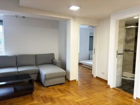 Prodaja, četvorosoban stan, 84m², Lion, Zvezdara Sve Podlokacije - image 3