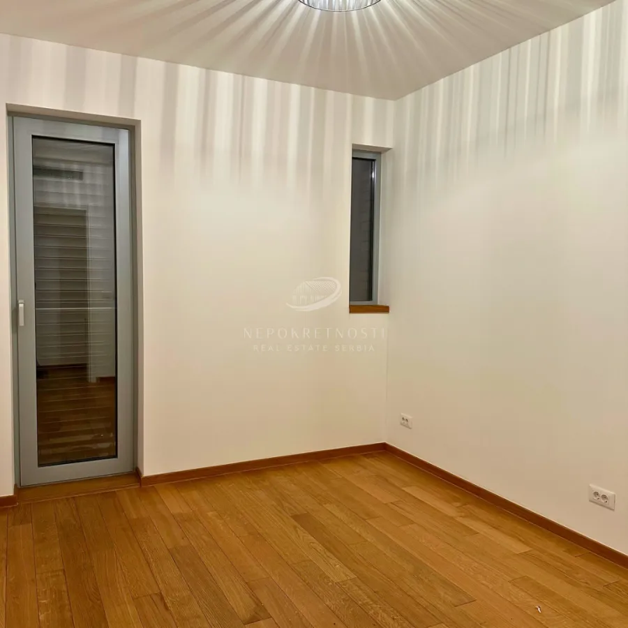 Rent, two bedroom apartment, 64m², Neimar, Vračar Sve Podlokacije