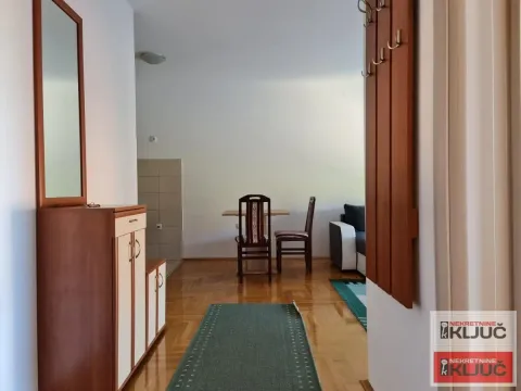 Izdavanje, jednosoban stan, 45m², Grbavica, Novi Sad Sve Podlokacije - image 4