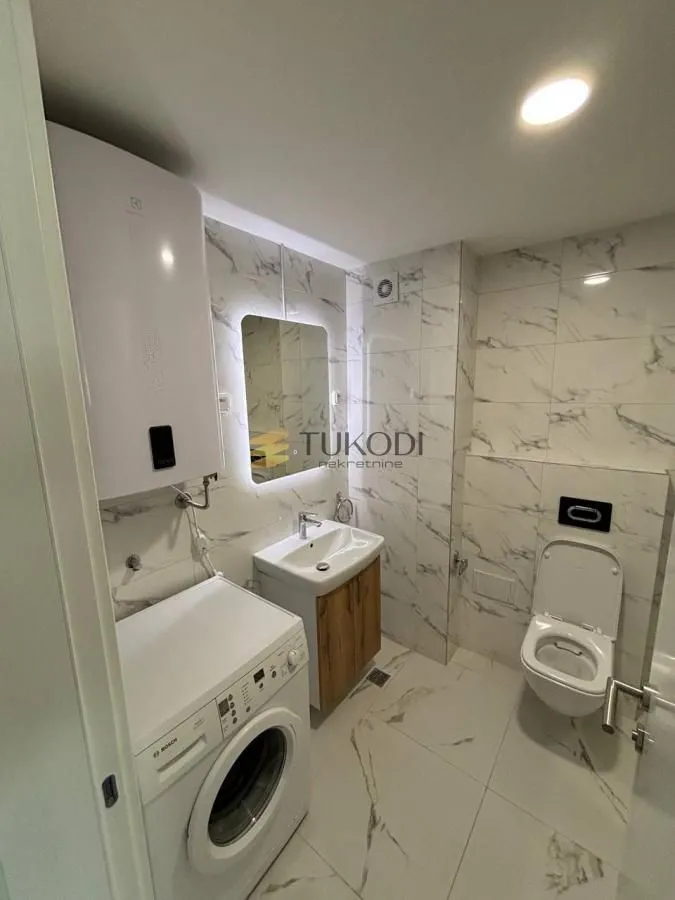 Izdavanje, dvosoban stan, 45m², Zemun Gornji Grad, Zemun Sve Podlokacije
