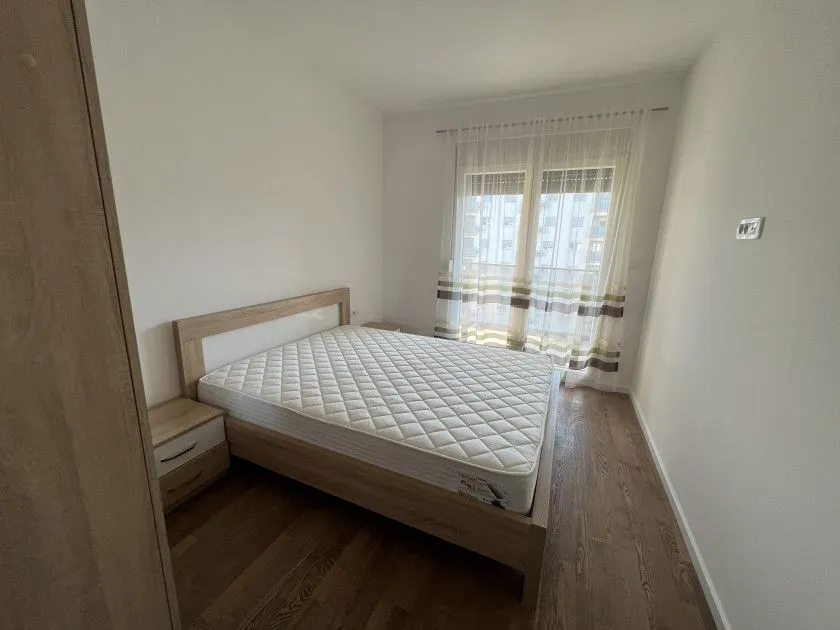 Rent, one bedroom apartment, 44m², Pobrežje, Podgorica