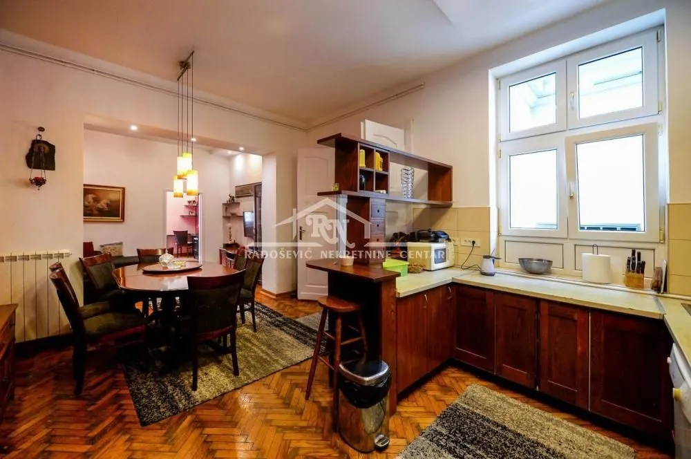 Sale, three bedroom apartment, 86m², Vračar Centar, Vračar Sve Podlokacije