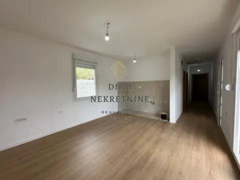 Rent, house, 56m², Ibričevina, Podgorica - image 1