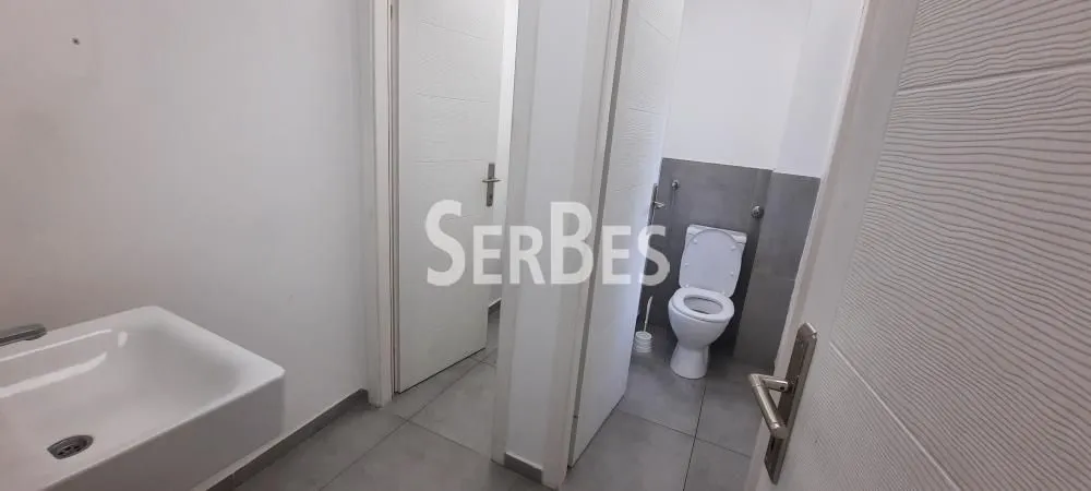 Rent, office space, 250m², Bulevar Oslobodjenja, Novi Sad Sve Podlokacije