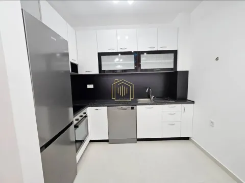 Izdavanje, jednosoban stan, 49m², City Kvart, Podgorica - image 12