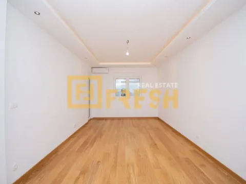 Izdavanje, jednosoban stan, 48m², City Kvart, Podgorica - image 6