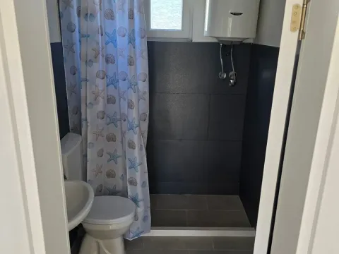 Izdavanje, kuća, 75m², Gornja Gorica, Podgorica - image 8