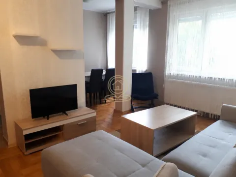 Izdavanje, jednosoban stan, 40m², Socijalno, Novi Sad Sve Podlokacije - image 2