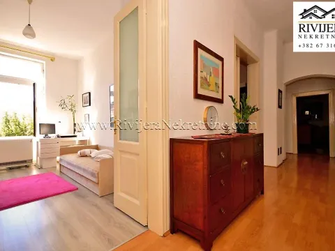 Prodaja, četvorosoban stan, 177m², Centar, Herceg Novi - image 25
