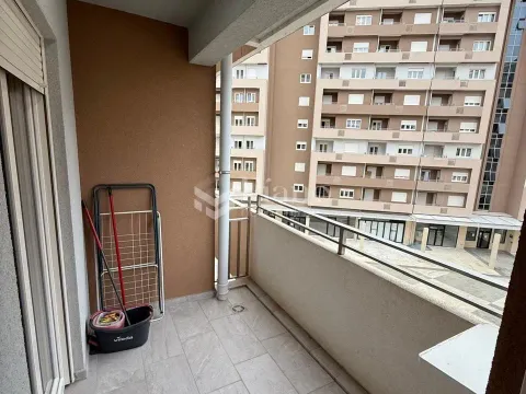 Rent, one bedroom apartment, 53m², Central Point, Podgorica - image 10