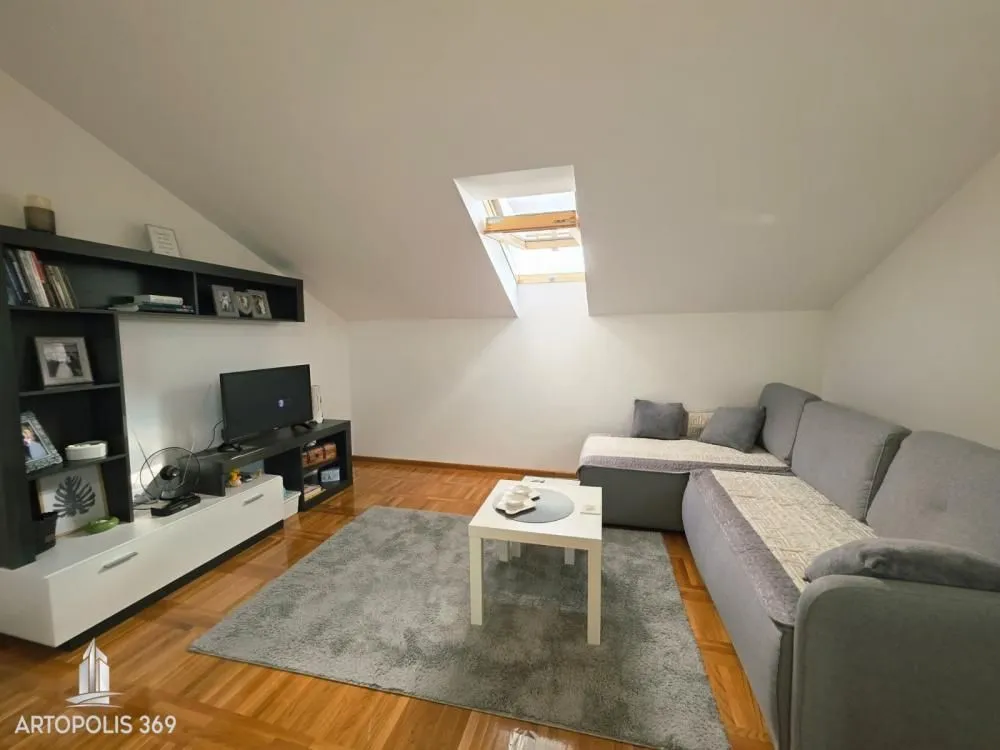 Prodaja, jednosoban stan, 38m², Mali Mokri Lug, Zvezdara Sve Podlokacije