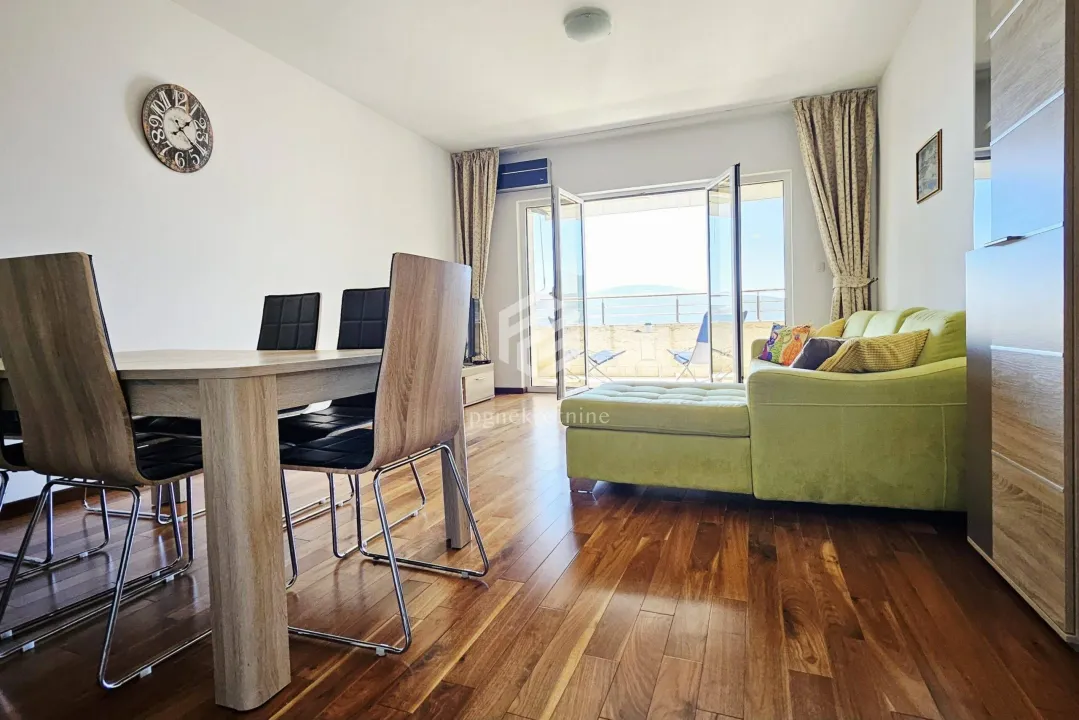Sale, two bedroom apartment, 90m², Tivat, Crna Gora