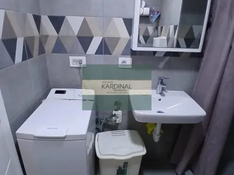 Izdavanje, garsonjera, 27m², Centar, Jagodina - image 9