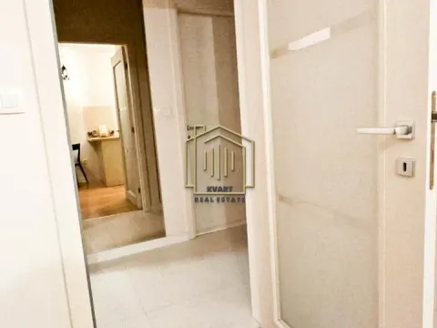 Izdavanje, jednosoban stan, 45m², Central Point, Podgorica - image 5