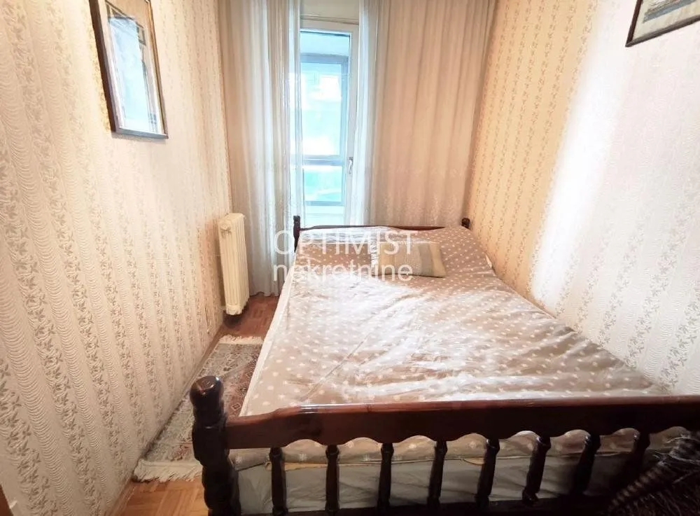 Prodaja, dvosoban stan, 73m², Vračar Sve Podlokacije, Beograd
