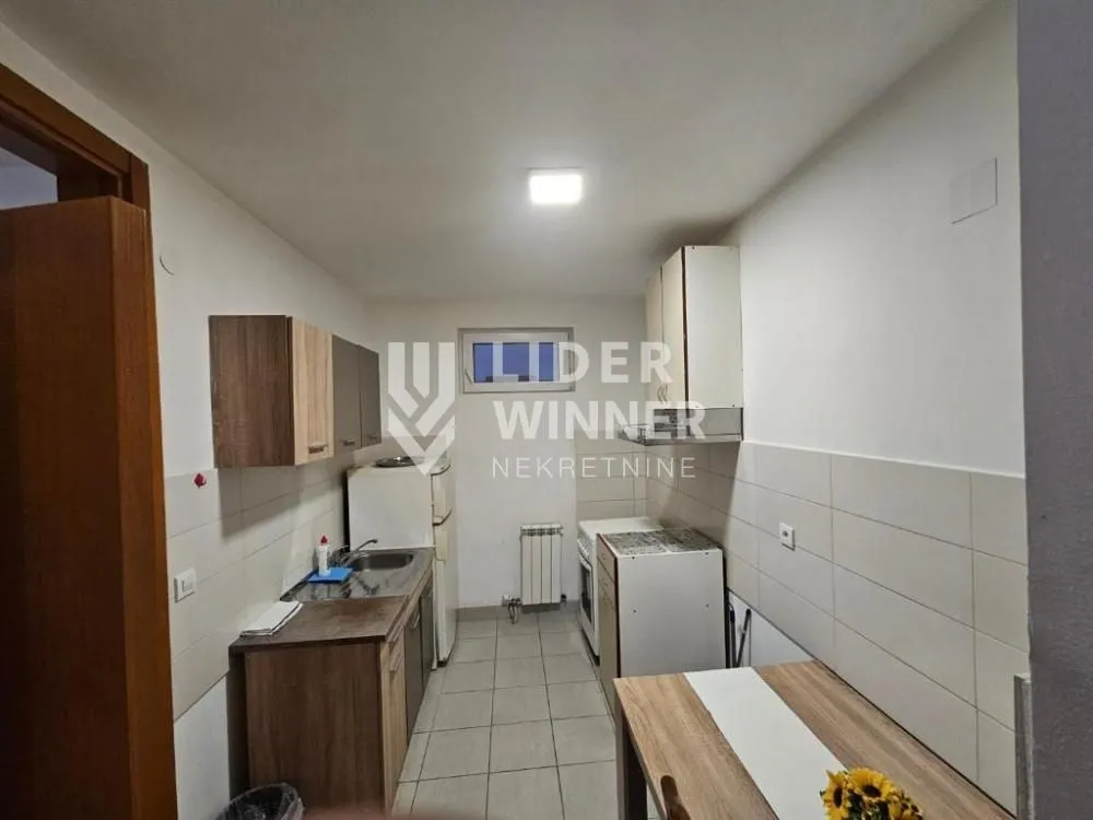 Rent, two bedroom apartment, 68m², Đeram Pijaca, Beograd