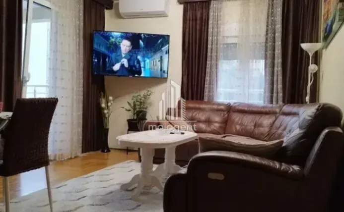 Prodaja, trosoban stan, 71m², Rozino, Budva