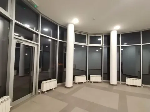 Izdavanje, poslovni prostor, 84m², Kluz, Zvezdara Sve Podlokacije - image 4