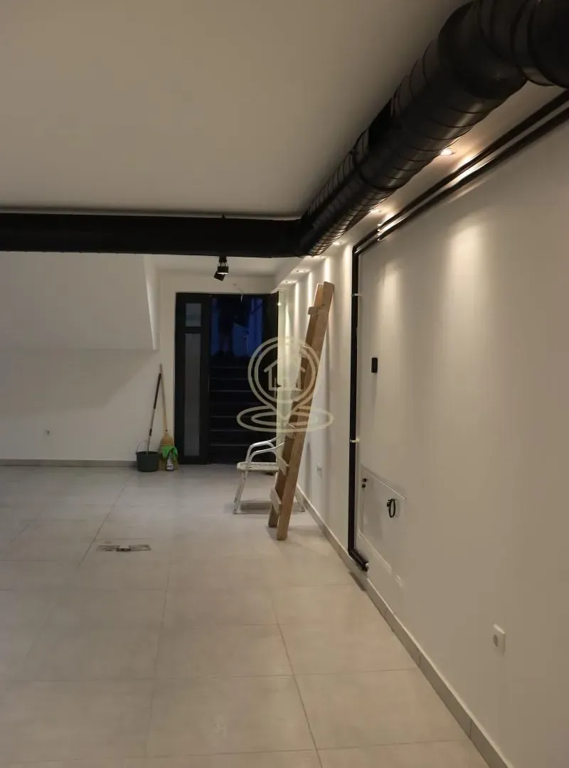 Rent, office space, 100m², Centar, Kragujevac