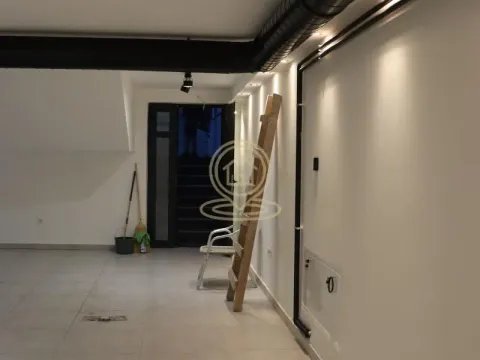 Izdavanje, poslovni prostor, 100m², Centar, Kragujevac - image 14