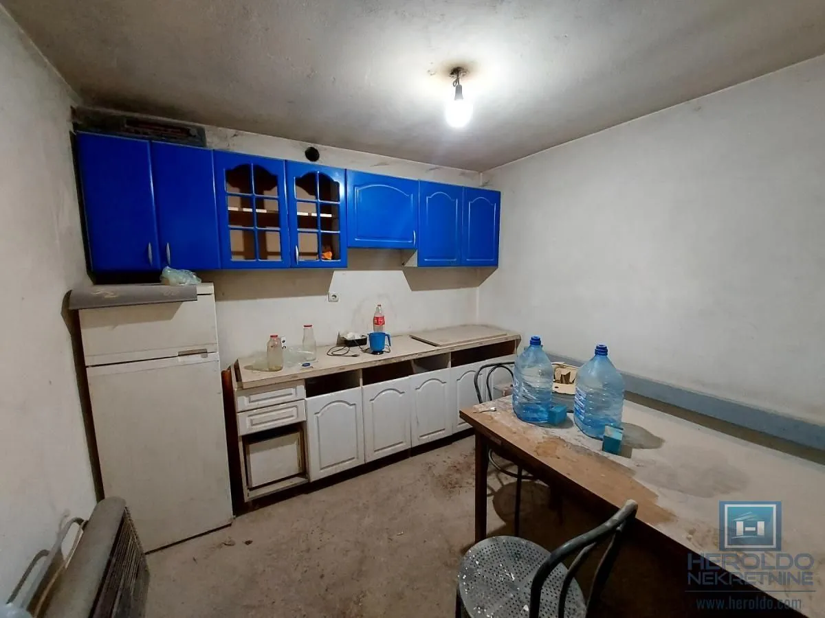 Sale, office space, 1032m², Siokovac, Jagodina
