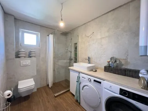 Prodaja, trosoban stan, 107m², Đenovići, Herceg Novi - image 10