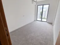 Sale, four bedroom apartment, 200m², Dobrota, Kotor - image 12