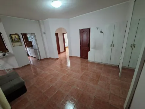 Rent, office space, 90m², Pobrežje, Podgorica - image 2