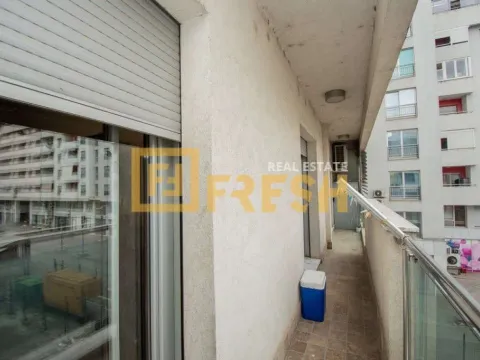 Izdavanje, četvorosoban stan, 160m², Preko Morače, Podgorica - image 30