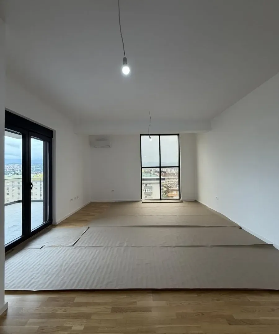 Rent, office space, 261m², Stari Aerodrom, Podgorica
